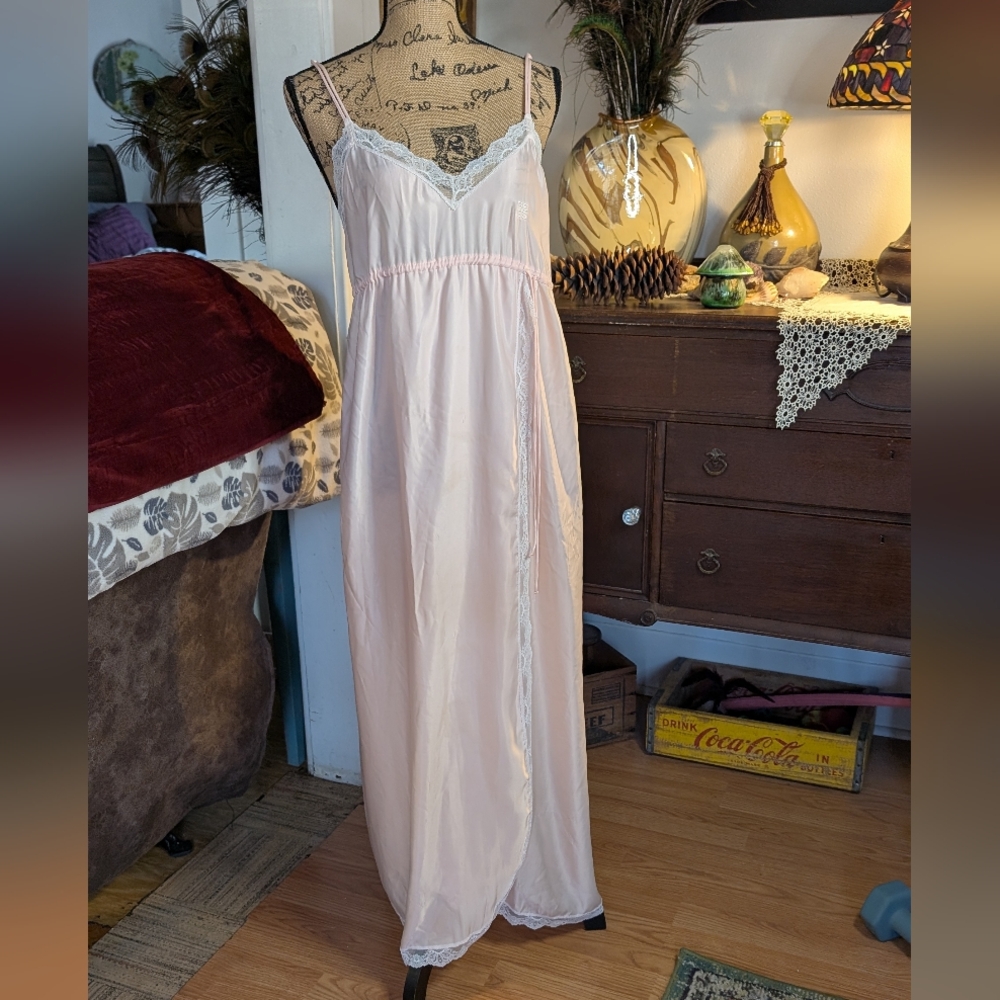 Givenchy Lace Trim Lingerie Sleepwear  Pale Pink
